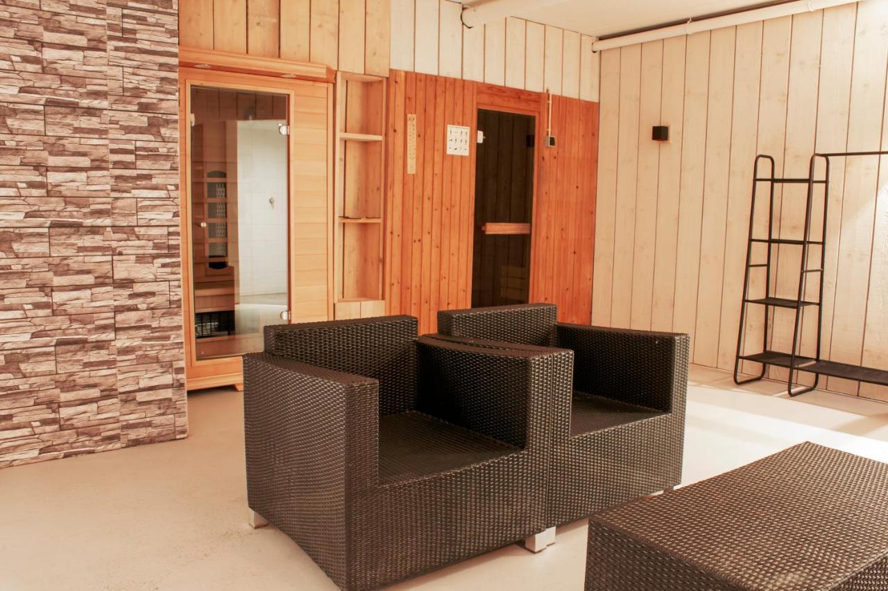 Luxus Familienvilla Mit Jacuzzi & Sauna 2 Tzummarum Eksteriør bilde