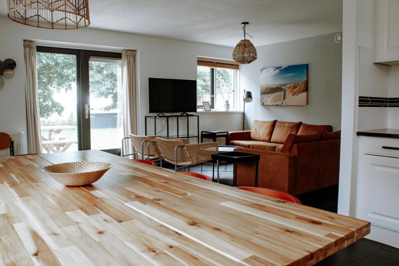 Luxus Familienvilla Mit Jacuzzi & Sauna 2 Tzummarum Eksteriør bilde